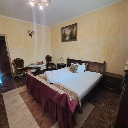 לינה וארוחת בוקר Florentyna